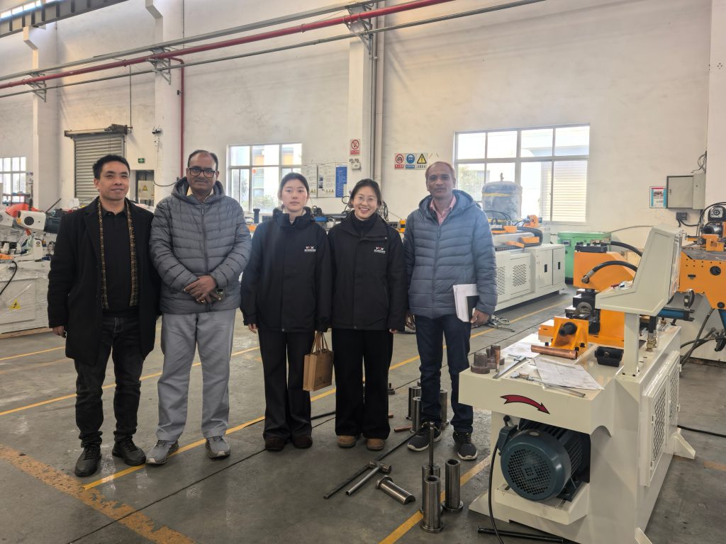 Indian Office Chair Client Visits Factory for Tube Shrinking Machine Consultation: Precisely Solving the Processing Problems of Shock Absorber Suspension and Caster Wheels